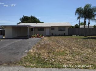1110 Sandpiper Ln, Lantana, FL 33462