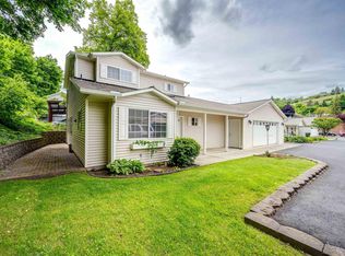 306 N Mill St APT 4, Colfax, WA 99111
