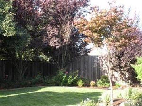 3rd image of 5 Penrod Ct