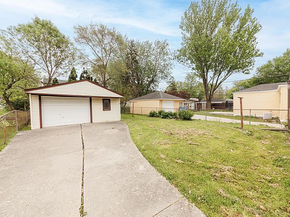 4th image of 4467 Ziegler St