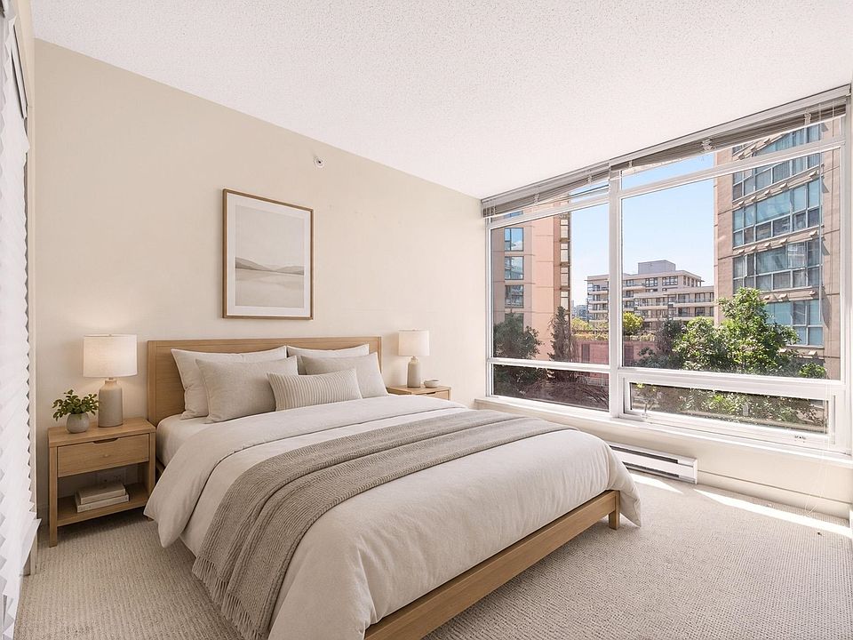 1st image of 8280 Lansdowne Rd #606
