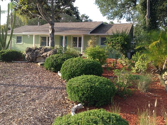5th image of 14708 Brewster Dr