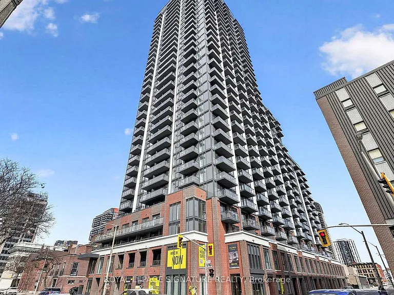 75 James St S #615 — Photo 19
