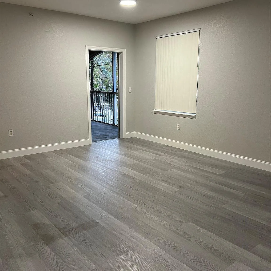 1 bed, 1.0 bath, 716 sqft, $1,850 — Photo 2