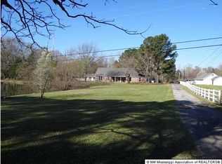 5827 Tchulahoma Rd, Southaven, MS 38671