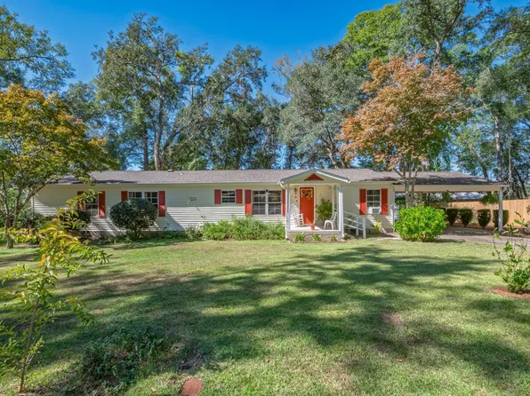 2128 Plantation Forest Dr, Tallahassee, FL 32317