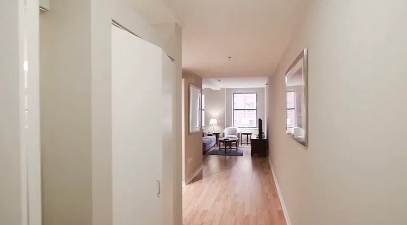 1 bed, 1.0 bath, 606 sqft, $1,980 — Photo 2