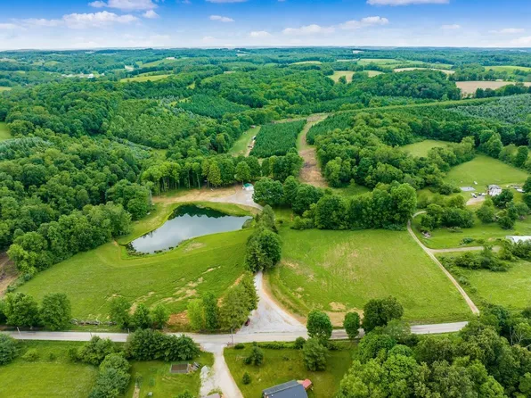 11295 Techniglas Rd, Saint Louisville, OH 43071