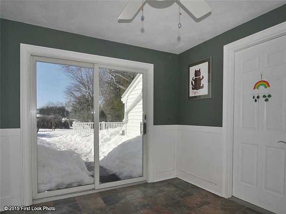 4th image of 24 Thomas Leighton Blvd