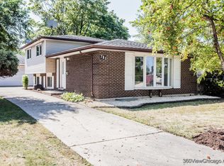 781 Cordial Dr, Des Plaines, IL 60018