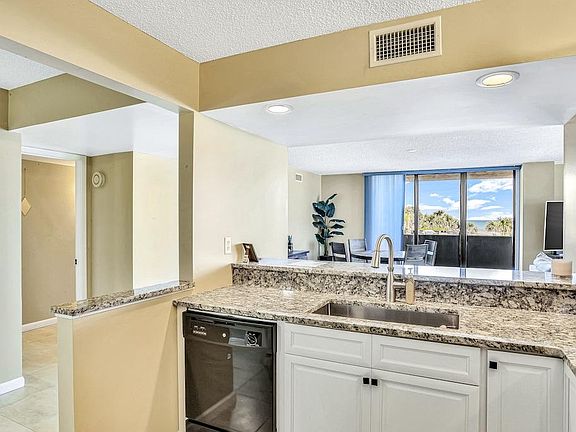 2nd image of 1420 N Atlantic Ave APT 1501