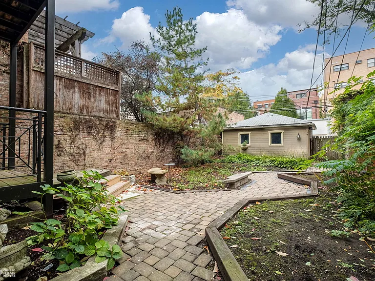 548 W Fullerton Pkwy #G — Photo 9