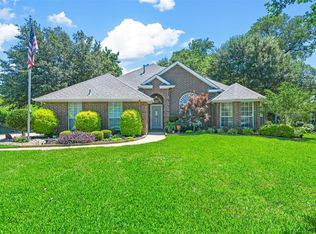 5980 Riverbend Pl, Fort Worth, TX 76112