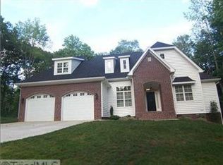 835 Greenview Dr, Asheboro, NC 27205
