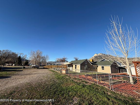 3rd image of 324 3rd St