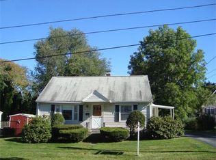 8 Mount Holyoke Ave, Worcester, MA 01605