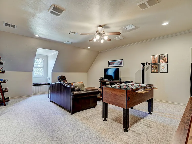 3116 Beacon Hill St — Photo 32