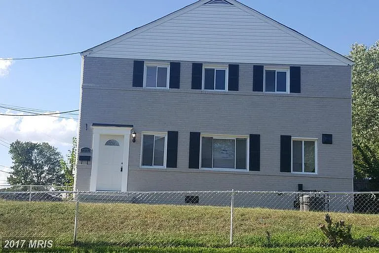 2232 Houston St — Photo 10