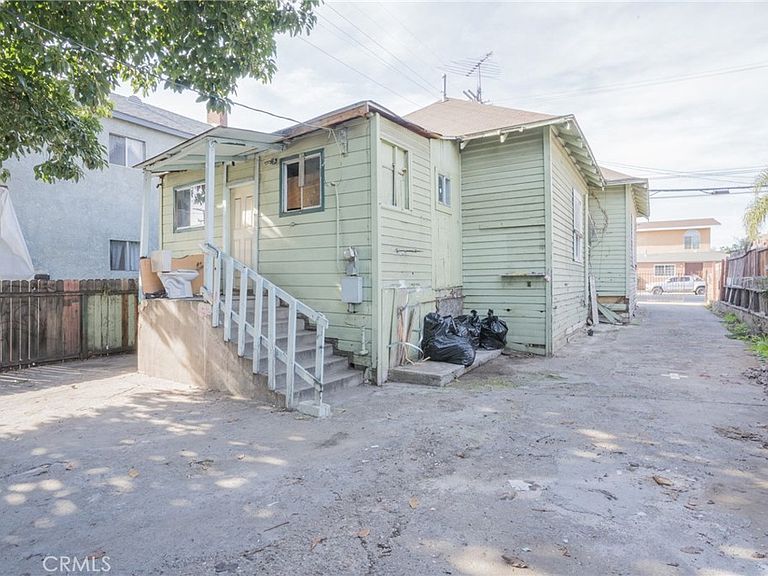 Listing photo 3