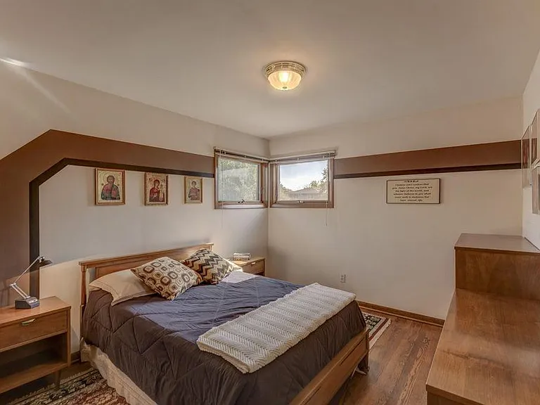3051 Lakeside Dr — Photo 10