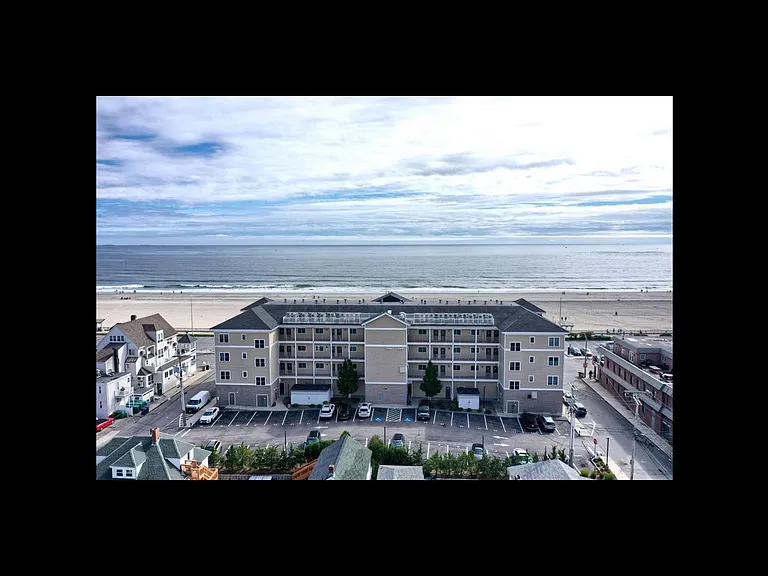 83 Ocean Blvd #307 — Photo 2