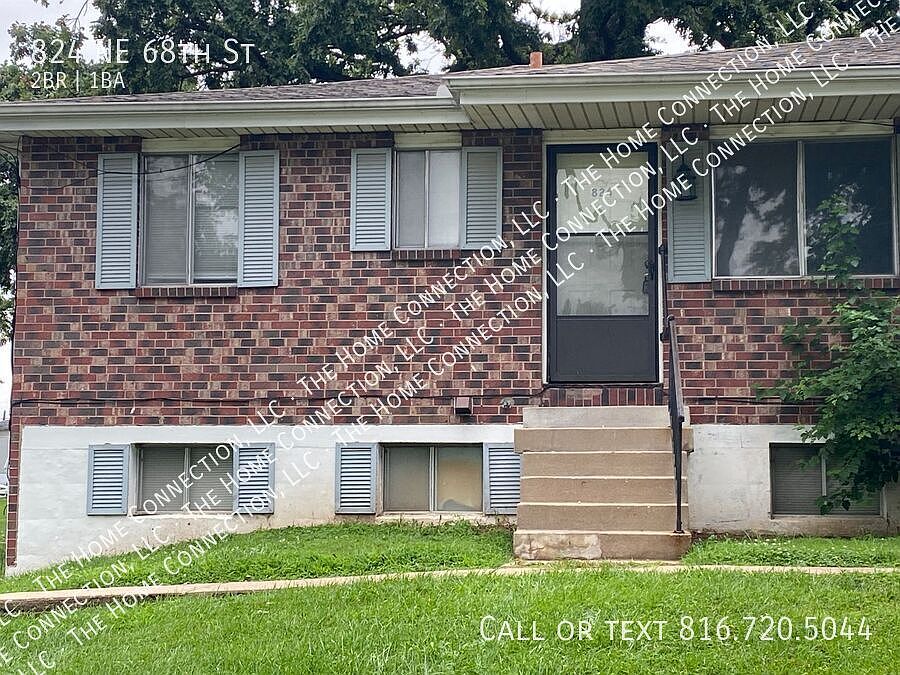 1st image of 824 NE 68th St