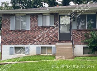 824 NE 68th St, Gladstone, MO 64118