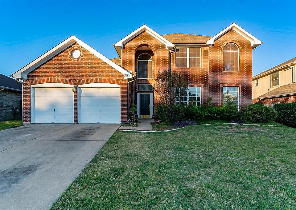 1st image of 205 E Embercrest Dr