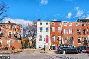 1st image of 932 W Pratt St