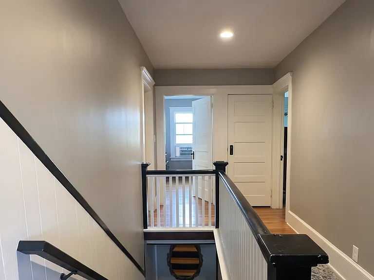 4050 Ingersoll Ave — Photo 7