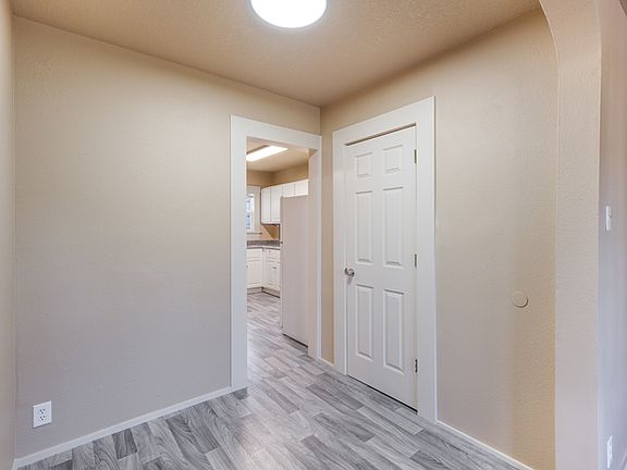 4th image of 303 17th Ave #1704