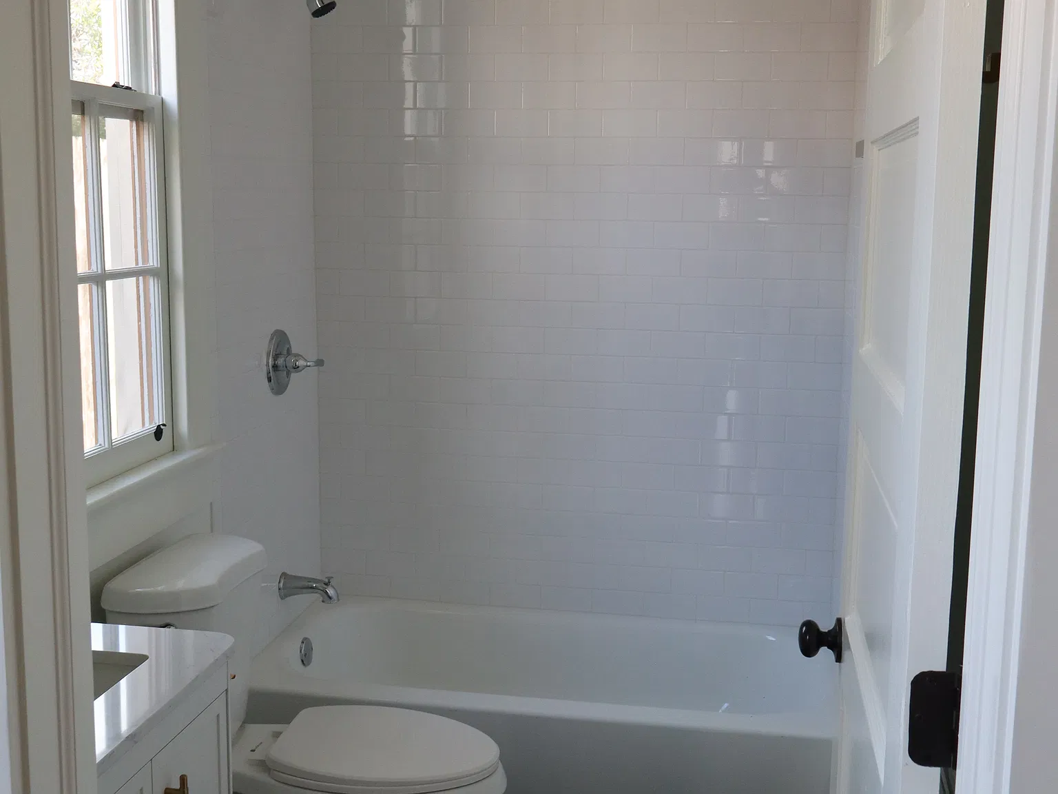 Studio, 400 sqft, $1,100 — Photo 3