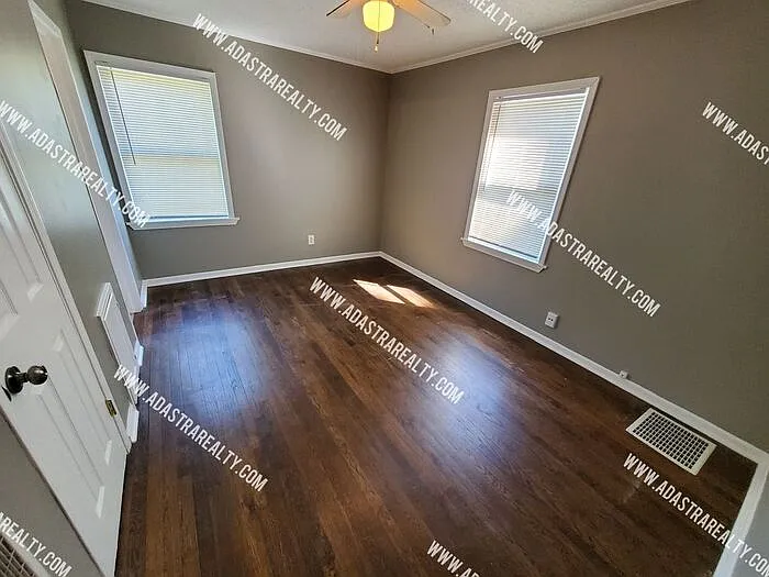 11121 E 56th Ter — Photo 6