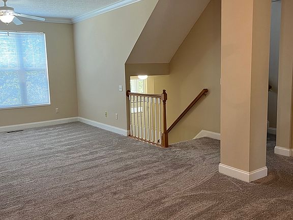 5th image of 2672 Gardenia Ave APT 4