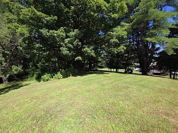 5th image of 139 Pleasant Valley Road