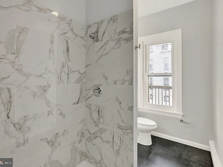 1156 Franklin St #3 — Photo 6