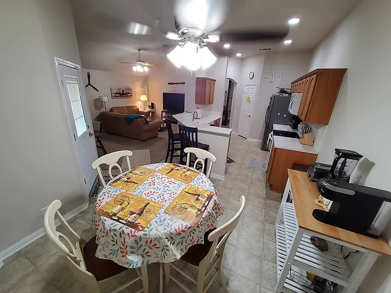 10007 Autumn Run Ln — Photo 11