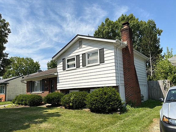 2nd image of 2447 Maybury Rd