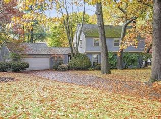 112 Heritage Ln, Weymouth, MA 02189