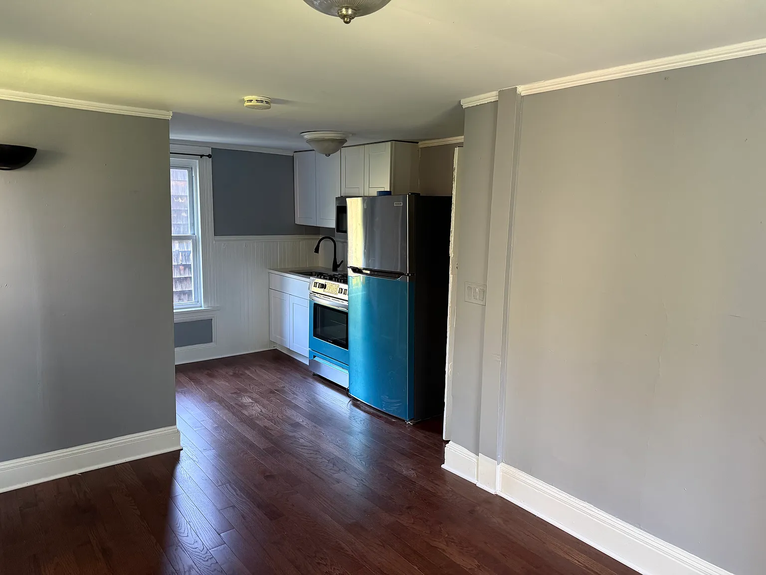 1 bed, 700 sqft, $1,875 — Photo 2