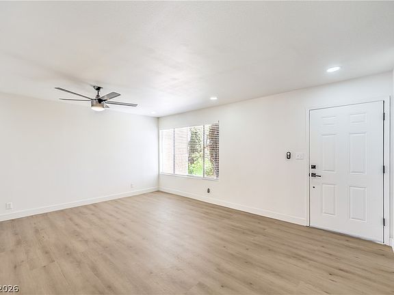 5th image of 513 Starfire Pl