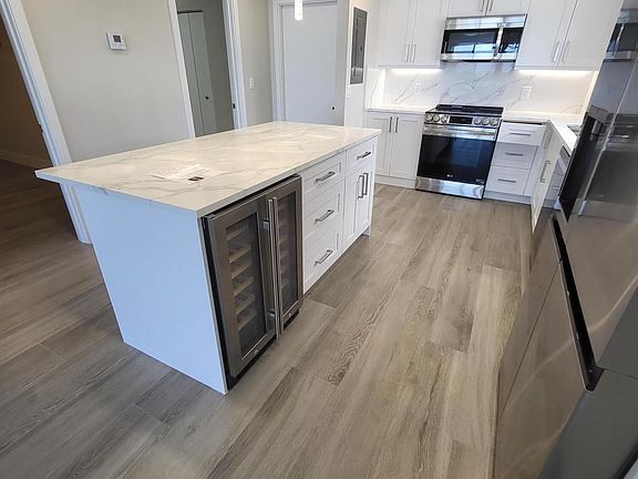 2nd image of 3100 NE 49th Street #701
