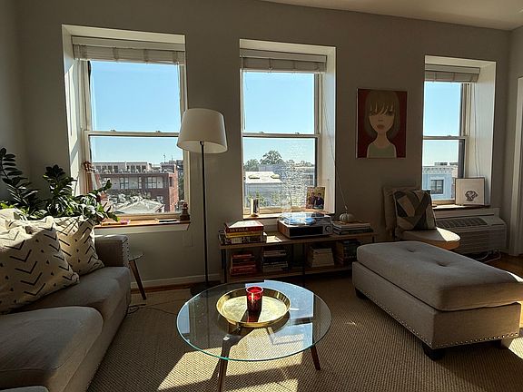 3rd image of 2300 18th St NW