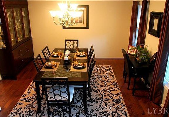 4th image of 385 Acorn Dr