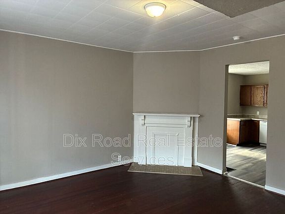 4th image of 37-39 E Helena St #37