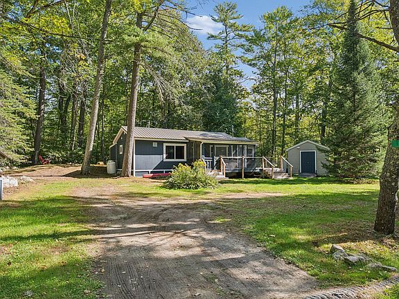 2nd image of 18 Shore Road