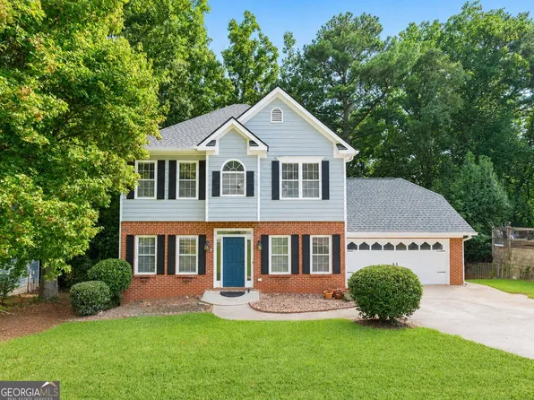 2038 Spicers Ln, Woodstock, GA 30189
