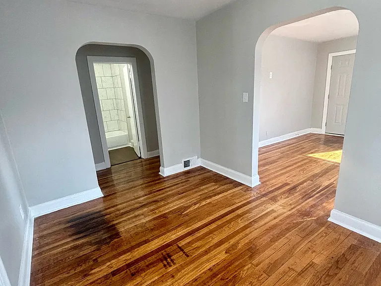 328 Cecil Ave — Photo 5