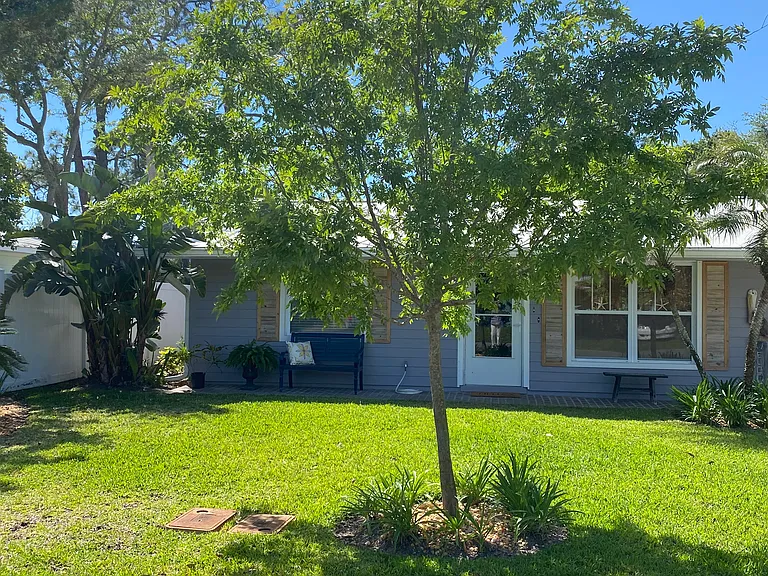 614 Goodwin Ave — Photo 20