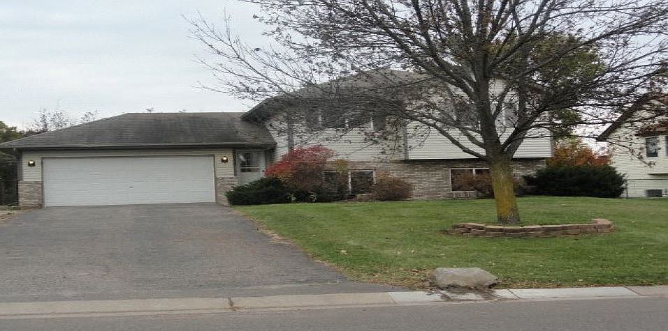 1st image of 2620 Copper Cliff Trl